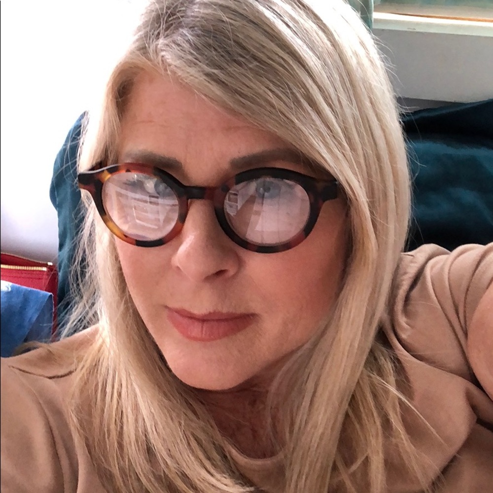 Meet your Posher, Paula